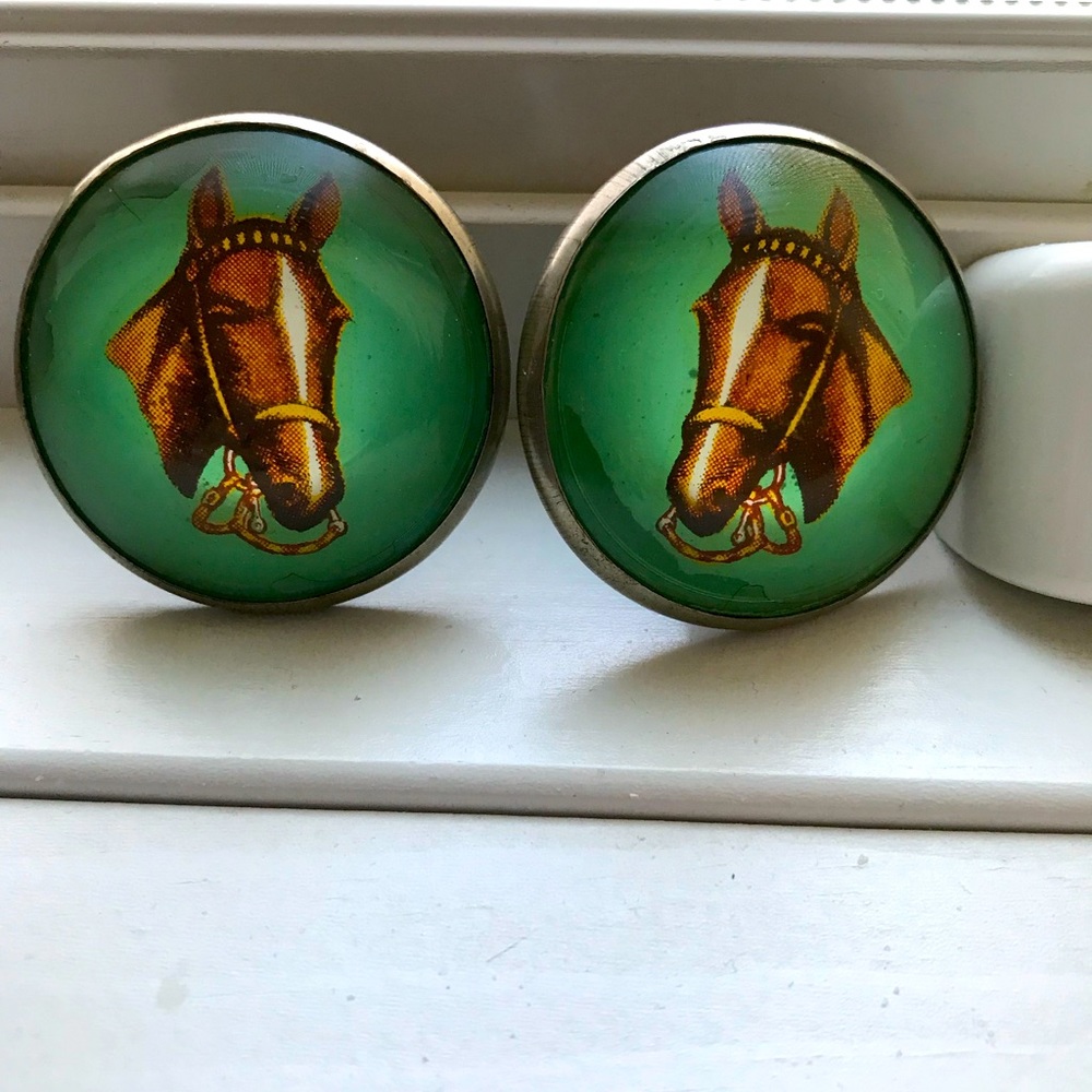 ANTIQUE MATCHING GLASS/METAL HORSE BRIDAL ROSETTES